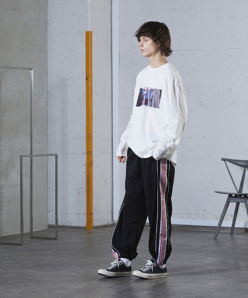 act'm(アクトム)の「act'm オーバーサイズ バタフライプリント 長袖 カットソー(Tシャツ/カットソー・メンズ・ホワイト/ブラック/オレンジ・1/2/3)」の7枚目の写真