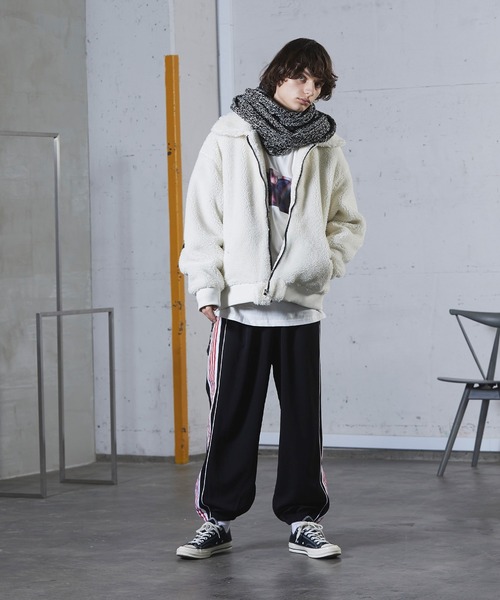 act'm(アクトム)の「act'm オーバーサイズ バタフライプリント 長袖 カットソー(Tシャツ/カットソー・メンズ・ホワイト/ブラック/オレンジ・1/2/3)」の8枚目の写真