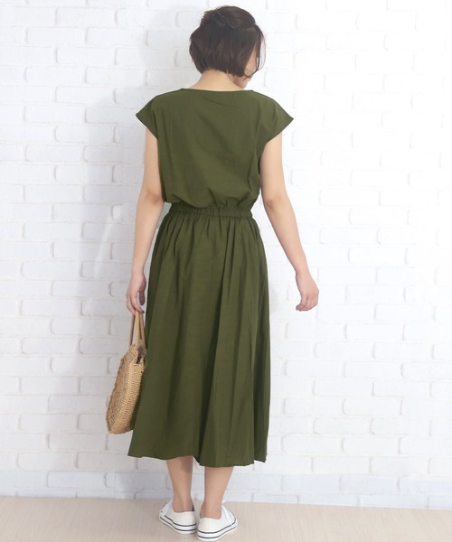 Amulet（アミュレット）の「最安値挑戦!ゆったりシルエットロングワンピース（ワンピース・レディース・キャメル/アイボリー/カーキ/ブラック/ネイビー/グレー/ブラウン・FREE）」の16枚目の写真