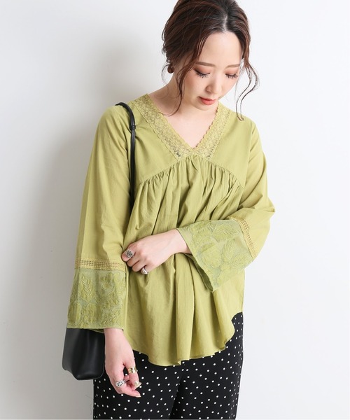 SLOBE IENA レースフリルVネックブラウス ブラック 完売品 レースフリルVネックブラウス（シャツ/ブラウス）｜SLOBE IENA