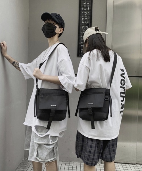 WESTBOY（ウエストボーイ）の「スクエアショルダーバッグ WB2026【WB ORIGINALS】（ショルダーバッグ・メンズ・ブラック・FREE）」の19枚目の写真