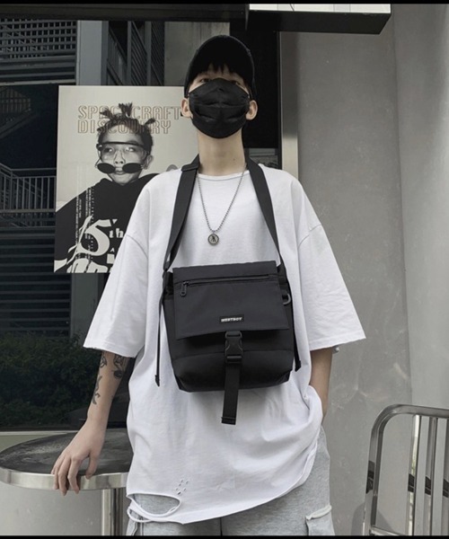 WESTBOY（ウエストボーイ）の「スクエアショルダーバッグ WB2026【WB ORIGINALS】（ショルダーバッグ・メンズ・ブラック・FREE）」の22枚目の写真