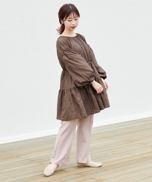 one after another NICE CLAUP（ワンアフターアナザーナイスクラップ）の「前後２Wayティアードチュニックワンピース（チュニック・レディース・アイボリー/ブラック/ブラウン・FREE）」の6枚目の写真