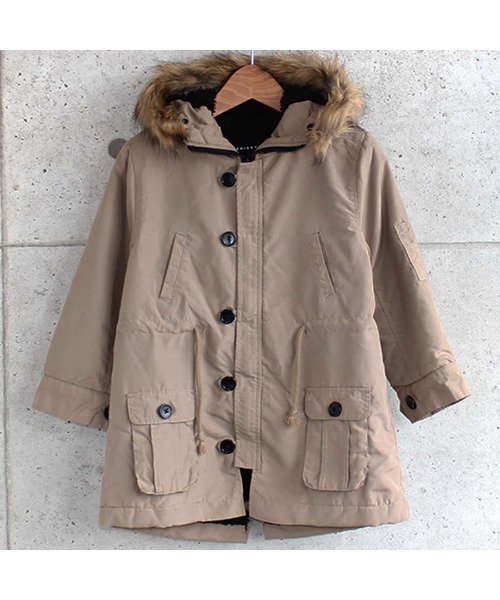 THE CASUAL(カジュアル)の「ポリピーチ 総裏シャギー モッズコート キッズ(モッズコート・キッズ・ベージュ/モカ/カーキ/ブラック・150cm/140cm/120cm/130cm/160cm/110cm)」の3枚目の写真