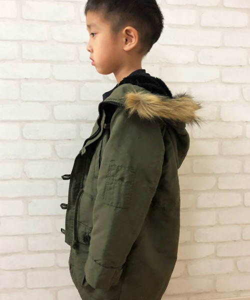 THE CASUAL(カジュアル)の「ポリピーチ 総裏シャギー モッズコート キッズ(モッズコート・キッズ・ベージュ/モカ/カーキ/ブラック・150cm/140cm/120cm/130cm/160cm/110cm)」の17枚目の写真
