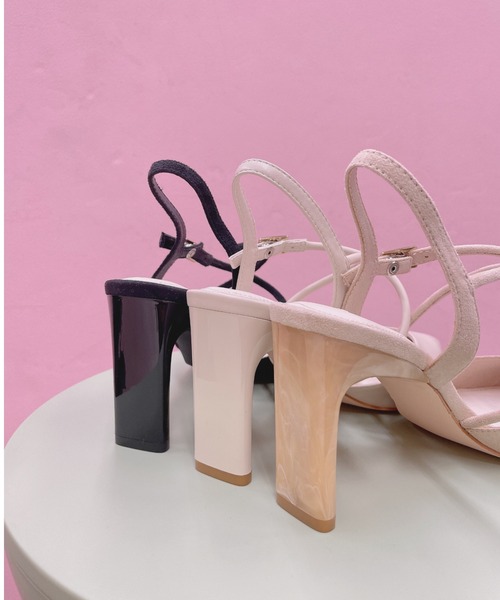 R&E(アールアンドイー)の「【R&E】クロスストラップスティックヒールパンプス(パンプス・レディース・アイボリー/ブラック系その他/ベージュ系その他/ブラック系その他2/ベージュ系その他2/ピンクベージュ/ネイビー/ブラック・22.5cm/23.5cm/24.5cm/23.0cm/24.0cm/22.0cm)」の13枚目の写真