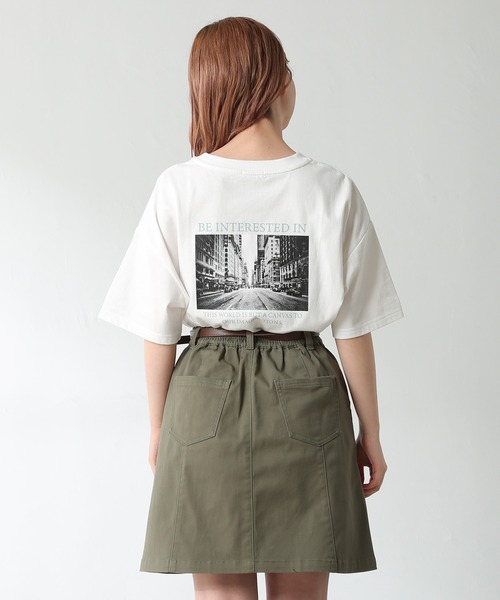 Honeys（ハニーズ）の「フォトプリントＴシャツ（Tシャツ/カットソー・レディース・ブラック/ホワイト×ブラック/オレンジ/ホワイト/グリーン・M/S/L）」の18枚目の写真