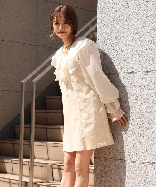 one after another NICE CLAUP(ワンアフターアナザーナイスクラップ)の「デニムミニキャミソールワンピース(ワンピース・レディース・ブラック/ネイビー/アイボリー・FREE)」の11枚目の写真