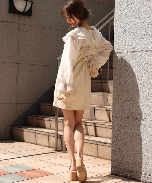 one after another NICE CLAUP(ワンアフターアナザーナイスクラップ)の「デニムミニキャミソールワンピース(ワンピース・レディース・ブラック/ネイビー/アイボリー・FREE)」の8枚目の写真