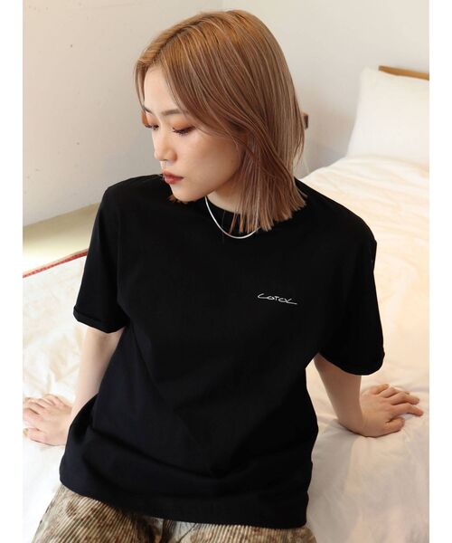 MURUA（ムルーア）の「【MURUA×古塔つみ】ショートヘアガールTシャツ（Tシャツ/カットソー・レディース・ホワイト/ブラック・FREE）」の22枚目の写真