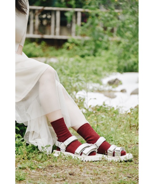 FILA（フィラ）の「ヤク サンダル（サンダル・レディース・ホワイト/ブラック/ベージュ・23.0cm/24.0cm/25.0cm/26.0cm/27.0cm/28.0cm）」の3枚目の写真