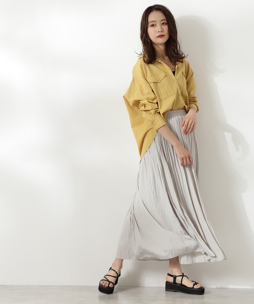 N.（N. Natural Beauty Basic）（エヌエヌナチュラルビューティーベーシック）の「パウダーサテンロングスカート（スカート・レディース・パープル/グレー/ブラック系その他/グレー系その他・MEDIUM）」の3枚目の写真