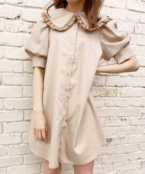 one after another NICE CLAUP（ワンアフターアナザーナイスクラップ）の「【Web限定】配色フリルシャツミニワンピース（チュニック・レディース・ブラック/ベージュ/オフホワイト・FREE）」の3枚目の写真