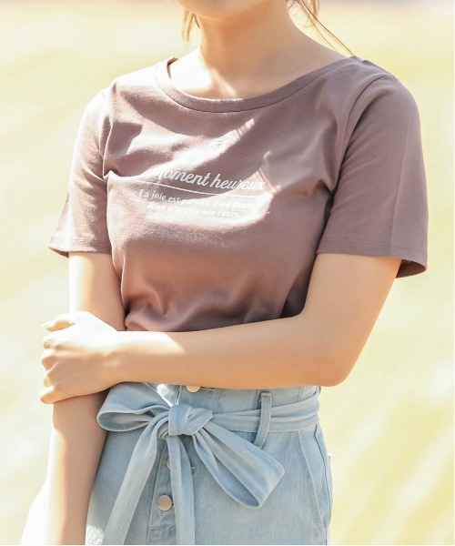 OLIVE des OLIVE（オリーブデオリーブ）の「OliveベーシックTシャツⅡ（Tシャツ/カットソー・レディース・オフホワイト/サックスブルー/ライトブラウン/ラベンダー/グレイッシュベージュ・FREE）」の20枚目の写真