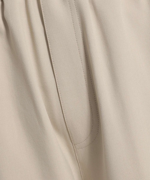 niko and...（ニコアンド）の「リラックスジョガーパンツ（その他パンツ・レディース・ライトブルー/ライトベージュ/ブラック・MEDIUM/LARGE）」の17枚目の写真