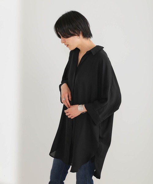 Bou Jeloud（ブージュルード）の「バックボタンシャツチュニック（シャツ/ブラウス・レディース・ブラック/ベージュ/オフホワイト・38）」の12枚目の写真