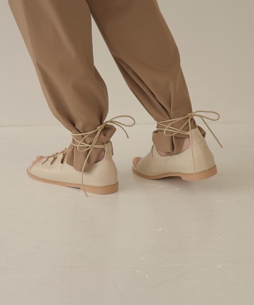 Amiur(エミレ)の「casual lace up sandal(サンダル・レディース・アイボリー・S/M/L)」の11枚目の写真