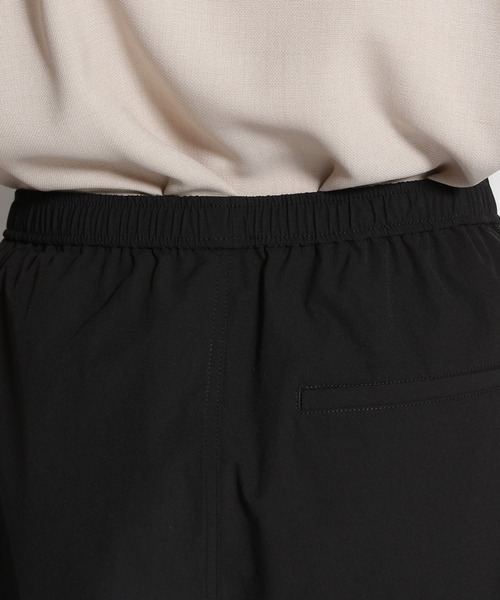 niko and...（ニコアンド）の「[マルチストレッチ・速乾]ミニリップショートパンツ（その他パンツ・メンズ・ブラック/ベージュ/オレンジ/ブルー・MEDIUM/LARGE）」の17枚目の写真