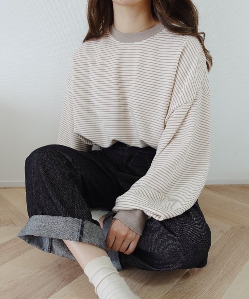 moi tytto(モイテュット)の「くすみ色ボーダースウェット(スウェット・レディース・ボルドー/モカ・FREE)」の18枚目の写真