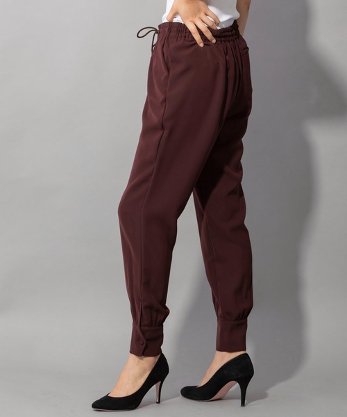 Munich（ミューニック）の「ストレッチダイアゴナル　カフヘムパンツ（その他パンツ・レディース・ブラック/カーキ/ボルドー/ダークベージュ・S/M/XS）」の9枚目の写真