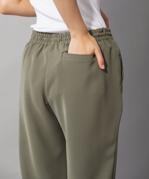 Munich（ミューニック）の「ストレッチダイアゴナル　カフヘムパンツ（その他パンツ・レディース・ブラック/カーキ/ボルドー/ダークベージュ・S/M/XS）」の22枚目の写真