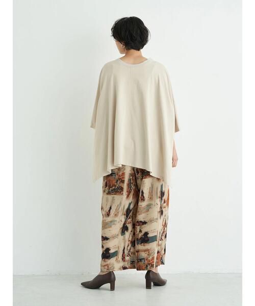 YECCA VECCA(イェッカヴェッカ)の「・ポンチョカットソー*(Tシャツ/カットソー・レディース・チャコールグレー/ブラック/ライトベージュ/グリーン系その他3・FREE)」の17枚目の写真