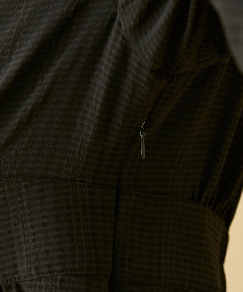 MADEMOISELLE ROPE'（マドモアゼル ロペ）の「キャンディースリーブフロントボタンロングワンピース（ワンピース・レディース・ブラック/ブラウン系その他2・38）」の15枚目の写真