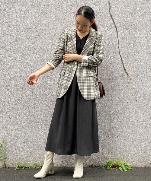 MADEMOISELLE ROPE'（マドモアゼル ロペ）の「キャンディースリーブフロントボタンロングワンピース（ワンピース・レディース・ブラック/ブラウン系その他2・38）」の21枚目の写真