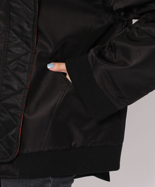 AULA AILA（アウラアイラ）の「AULA AILA(アウラアイラ)別注アシンメトリーブルゾン（ブルゾン・レディース・ブラック・0）」の19枚目の写真