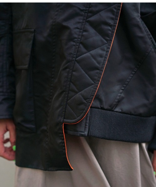 AULA AILA（アウラアイラ）の「AULA AILA(アウラアイラ)別注アシンメトリーブルゾン（ブルゾン・レディース・ブラック・0）」の11枚目の写真