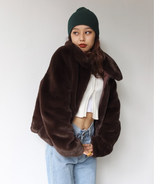 SHAGGIE(シャギー)の「フロントスナップ襟付きリブトップス(Tシャツ/カットソー・レディース・ホワイト/ブラック/ネイビー/カーキ・FREE)」の8枚目の写真