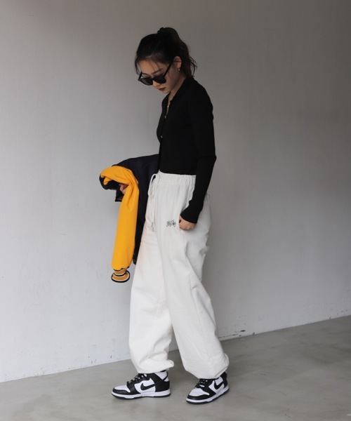 SHAGGIE(シャギー)の「フロントスナップ襟付きリブトップス(Tシャツ/カットソー・レディース・ホワイト/ブラック/ネイビー/カーキ・FREE)」の17枚目の写真