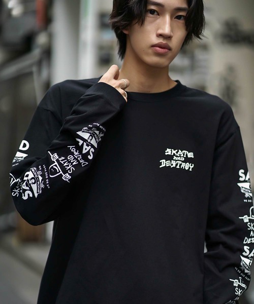 THRASHER(スラッシャー)の「MULTI-I L/S T-SHIRTS/スラッシャー袖プリントロンT(Tシャツ/カットソー・メンズ・ホワイト/ブラック/サンドベージュ・SMALL/MEDIUM/LARGE/X-LARGE/XX-LARGE)」の2枚目の写真