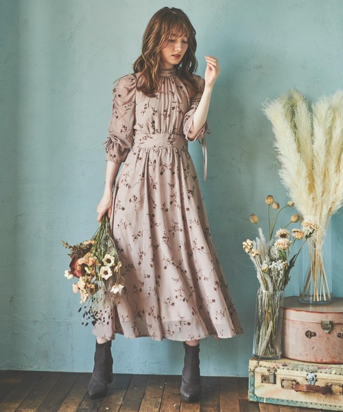 NOELA（ノエラ）の「フロッキーエアリーワンピ（ワンピース・レディース・ブラック/ベージュ/モカ・S/M）」の6枚目の写真