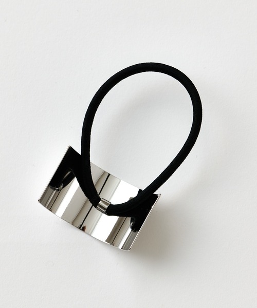 COLONY 2139（コロニートゥーワンスリーナイン）の「ワイドプレートヘアゴム（ヘアゴム・レディース・ゴールド/シルバー・FREE）」の5枚目の写真