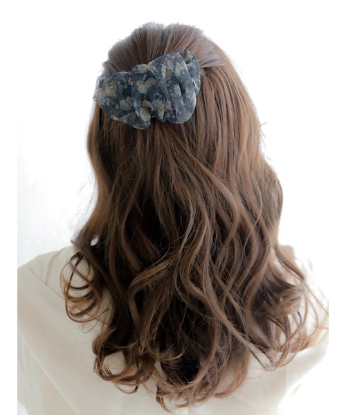 Areeam（アリーム）の「花柄ヘアカフ（ヘアゴム・レディース・ブラック/ベージュ/ピンク・FREE）」の9枚目の写真