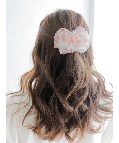 Areeam（アリーム）の「花柄ヘアカフ（ヘアゴム・レディース・ブラック/ベージュ/ピンク・FREE）」の6枚目の写真