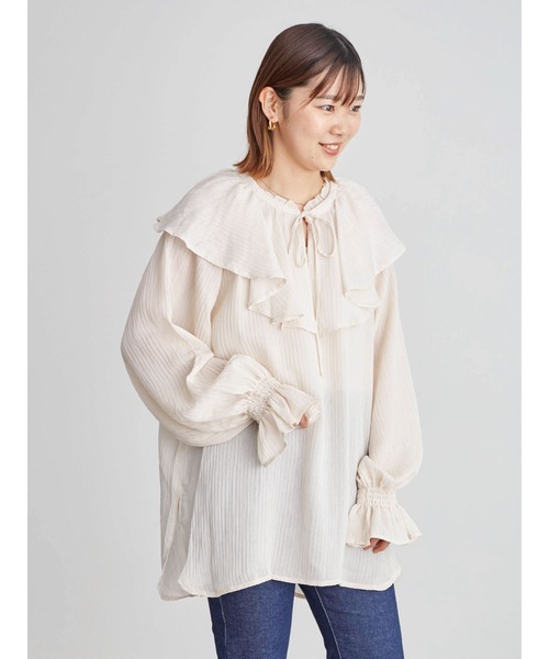 Sugar spoon（シュガースプーン）の「・SUGAR SPOON ラッフルエリセットチュニック＊（シャツ/ブラウス・レディース・グレイッシュベージュ/アイボリー/グリーン/ブラック・FREE）」の6枚目の写真