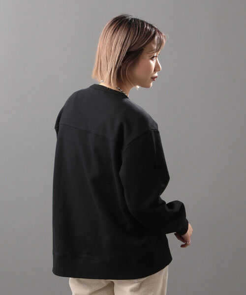 AVIREX(アヴィレックス)の「【Women's】デニム コンビネーション スウェットシャツ/ DENIM COMBINATION SWEAT SHIRT / アヴィレックス / AVIREX(スウェット・レディース・ブラック/ネイビー/ライトブルーグレー・FREE)」の5枚目の写真