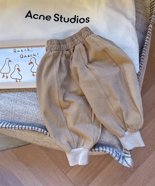 aimoha（アイモハ）の「【aimoha-KIDS-】子供服 裾絞りカーゴチノパンツ（カーゴパンツ・キッズ・ダークグレー/ベージュ・100/120/110/80/90/130）」の16枚目の写真