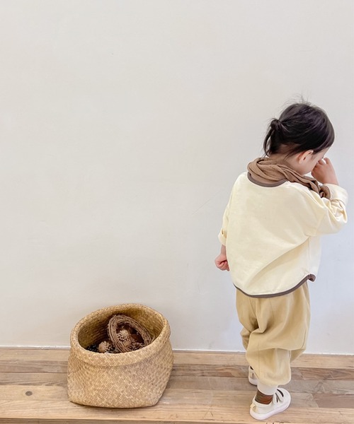 aimoha（アイモハ）の「【aimoha-KIDS-】子供服 裾絞りカーゴチノパンツ（カーゴパンツ・キッズ・ダークグレー/ベージュ・100/120/110/80/90/130）」の3枚目の写真