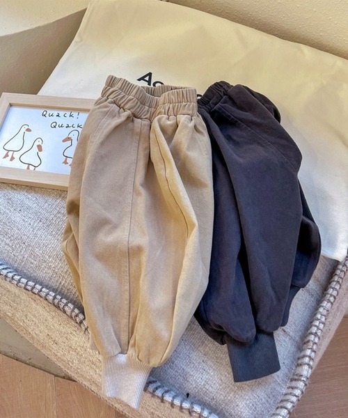 aimoha（アイモハ）の「【aimoha-KIDS-】子供服 裾絞りカーゴチノパンツ（カーゴパンツ・キッズ・ダークグレー/ベージュ・100/120/110/80/90/130）」の11枚目の写真