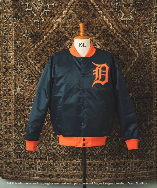 Fanatics(ファナティクス)の「【FANATICS / ファナティクス】JOURNAL STANDARD別注 サテン ジャケット MLB(スタジャン・メンズ・ブルー系その他/ネイビー/ブラウン/グリーン・MEDIUM/LARGE)」の4枚目の写真