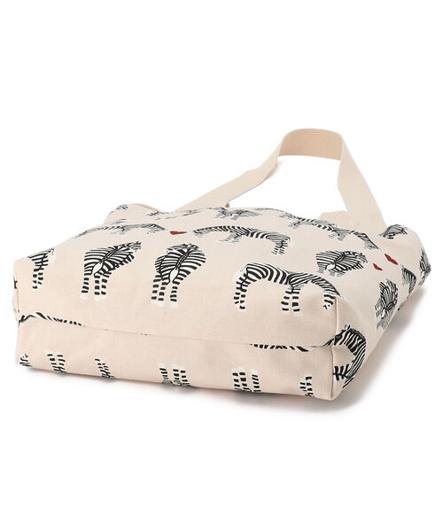 BOHEMIANS（ボヘミアンズ）の「BOHEMIANS/ボヘミアンズ　SMALL ZEBRA TOTE BAG M　スモールゼブラトートバッグ　M（ショルダーバッグ・レディース・ナチュラル/ブラック・FREE）」の4枚目の写真