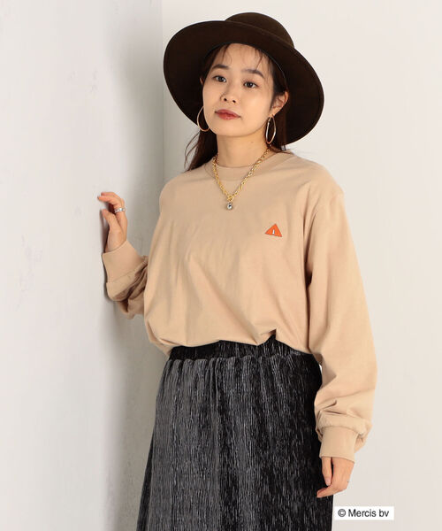 FREDY&GLOSTER(フレディアンドグロスター)の「【sportswear/スポーツウェア】miffy in tent ミッフィーロンT(Tシャツ/カットソー・レディース・ベージュ/オフホワイト/サックスブルー・FREE)」の15枚目の写真