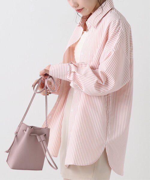 RAY CASSIN（レイカズン）の「ストライプシャツ（シャツ/ブラウス・レディース・グリーン系/ネイビー系/ピンク系・FREE）」の3枚目の写真