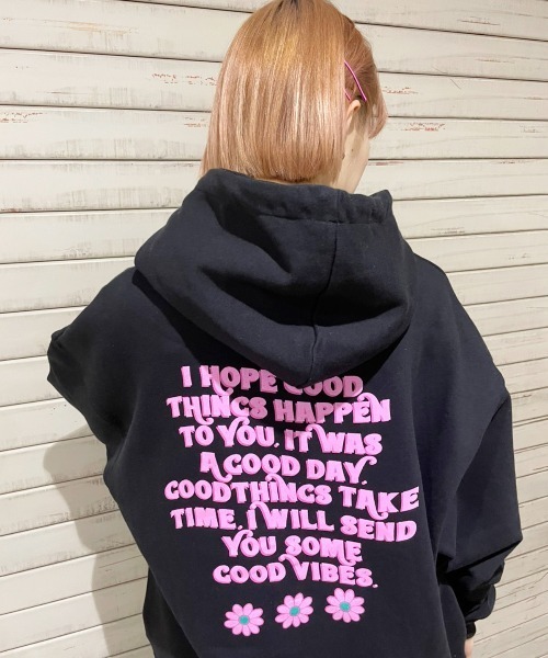 Candy Stripper（キャンディストリッパー）の「GOOD THINGS SWEAT HOODIE（パーカー・レディース・ライトブルー/ブラック/アイボリー・2）」の2枚目の写真