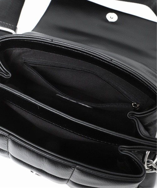 U by SPICK&SPAN（ユーバイスピックアンドスパン）の「【PETA+JAIN/ペタアンドジェイン】キルティングショルダーBAG◆（ショルダーバッグ・レディース・ホワイト/ブラック・FREE）」の21枚目の写真