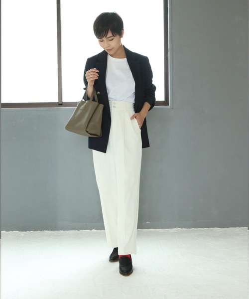 SOROTTO（ソロット）の「本革ピース ウッドヒールローファー 3cmヒール（パンプス・レディース・ブラック/グレイッシュベージュ/アイボリー・24.0cm/24.5cm/22.5cm/23.5cm/23.0cm/25.0cm）」の7枚目の写真