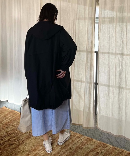 Doux archives（ドゥアルシーヴ）の「コクーンシルエットマウンテンパーカー（ミリタリージャケット・レディース・アイボリー/ブラック/カーキ・FREE）」の10枚目の写真